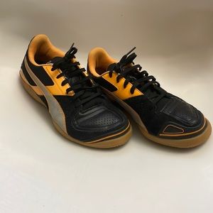 PUMA Boy’s Invicto SALA Soccer Shoe